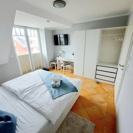 Exkl App Strandloeper, Kamin, 250 M Zum Apartment